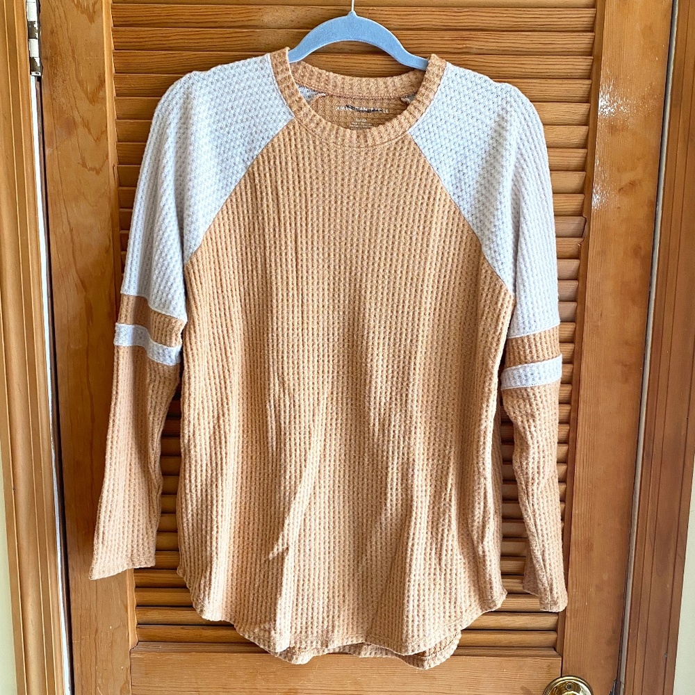 American Eagle sweater